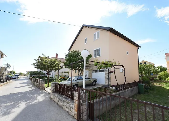 With A Parking Space - 13534 Apartman Zadar