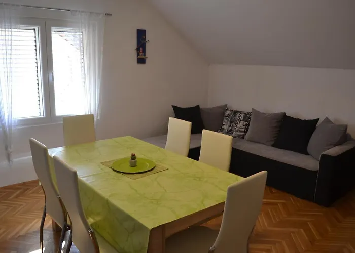 Appartement With A Parking Space - 13534